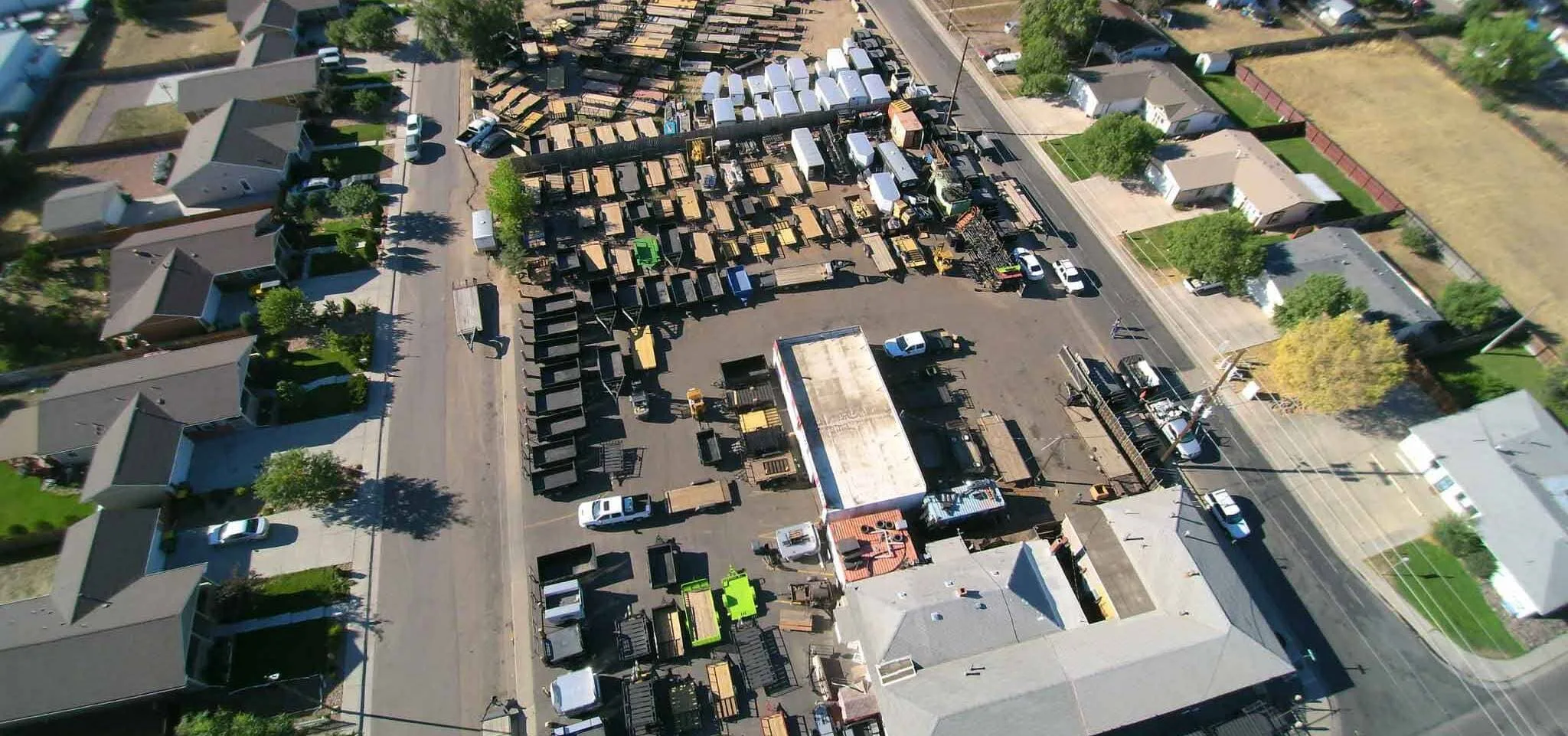 Jayhawk Trailers bg Jayhawk Trailers bg